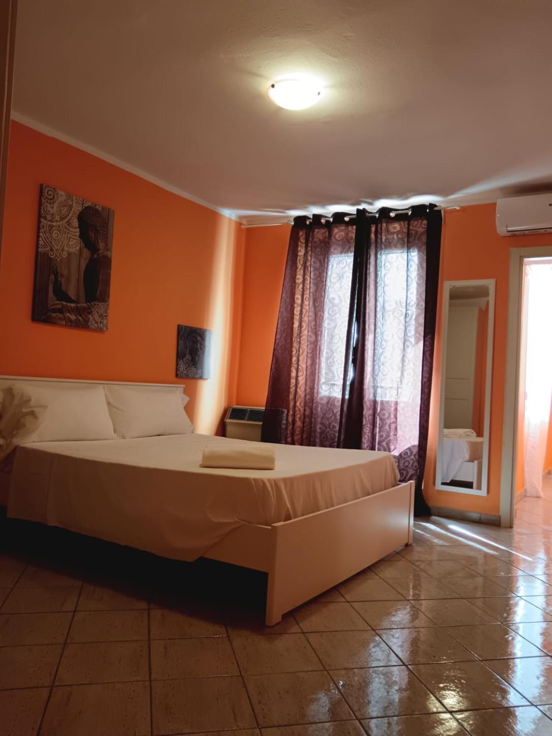 Appartamento Colonne 14 30 Parma Bagian luar foto